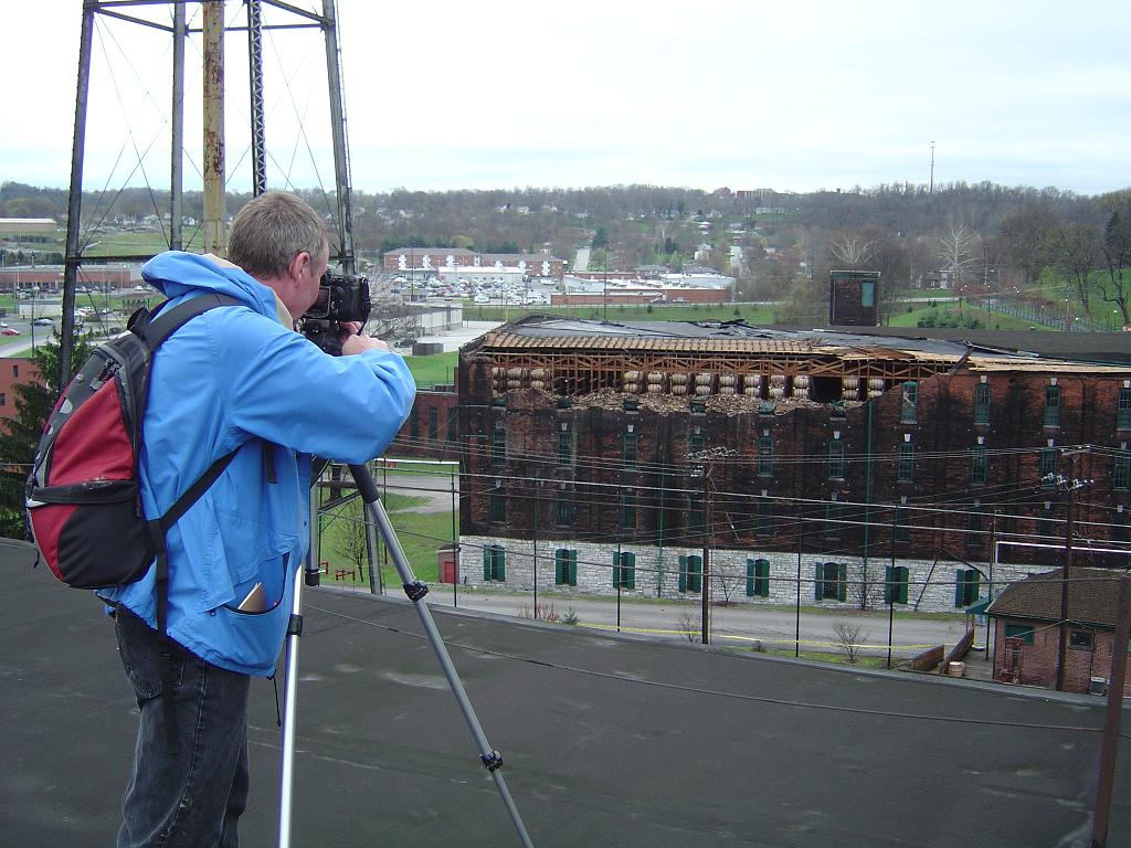 Herald Leader Photographer - Paul taking Pic of WH C Roof from I Roofb.JPG